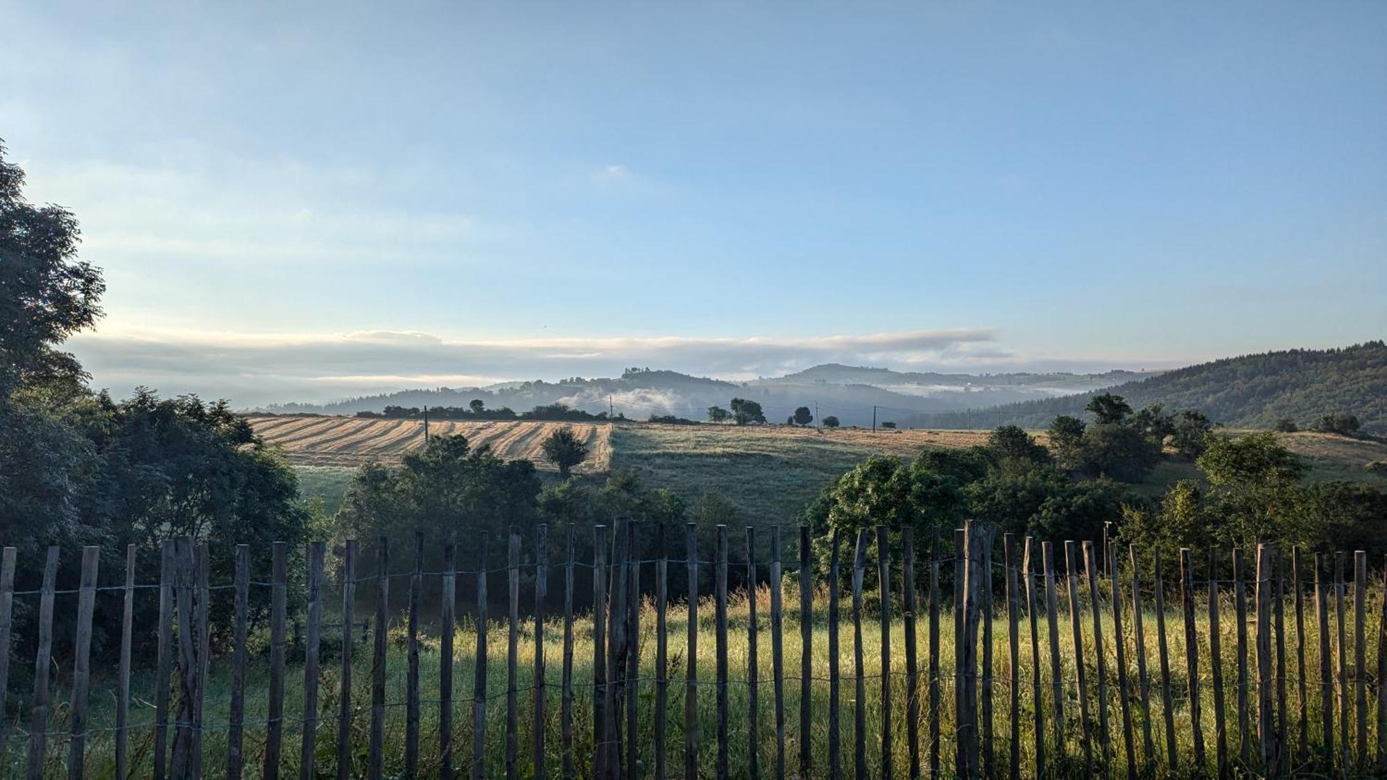 La Grange, Le Hameau Des Volcans - Deconnexion Face A La Vue Saint-Just-pres-Brioude 외부 사진